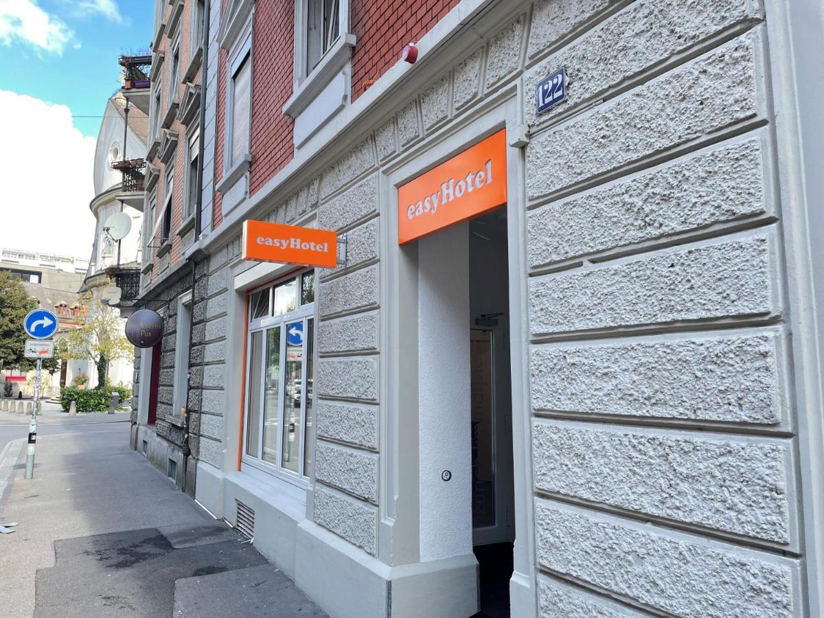 Easyhotel Zuerich Limmatplatz Exterior photo