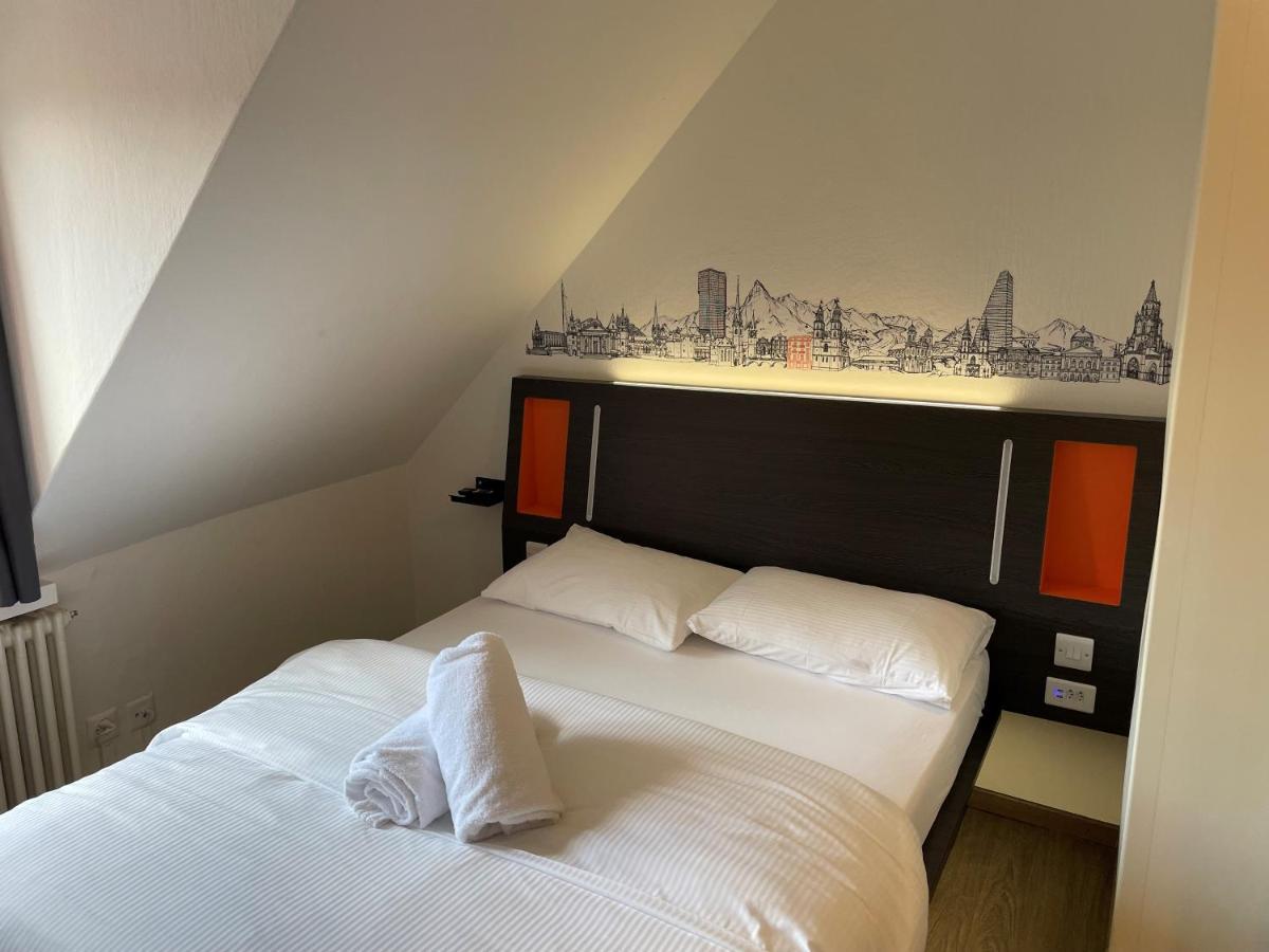 Easyhotel Zuerich Limmatplatz Exterior photo