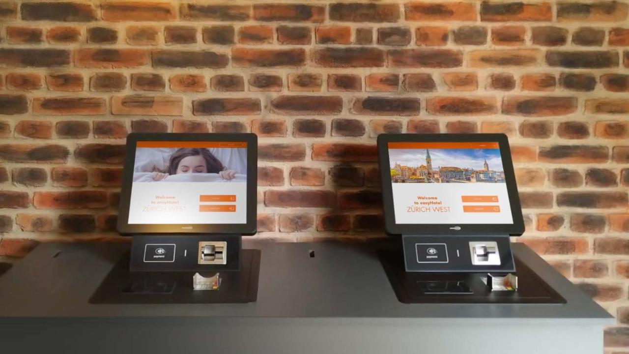 Easyhotel Zuerich Limmatplatz Exterior photo